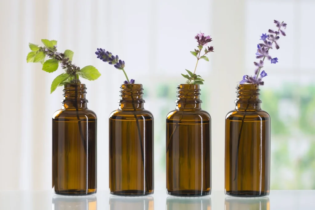 Pourquoi l'huile essentielle de cèdre est elle souvent recommandée pour la perte de poids
